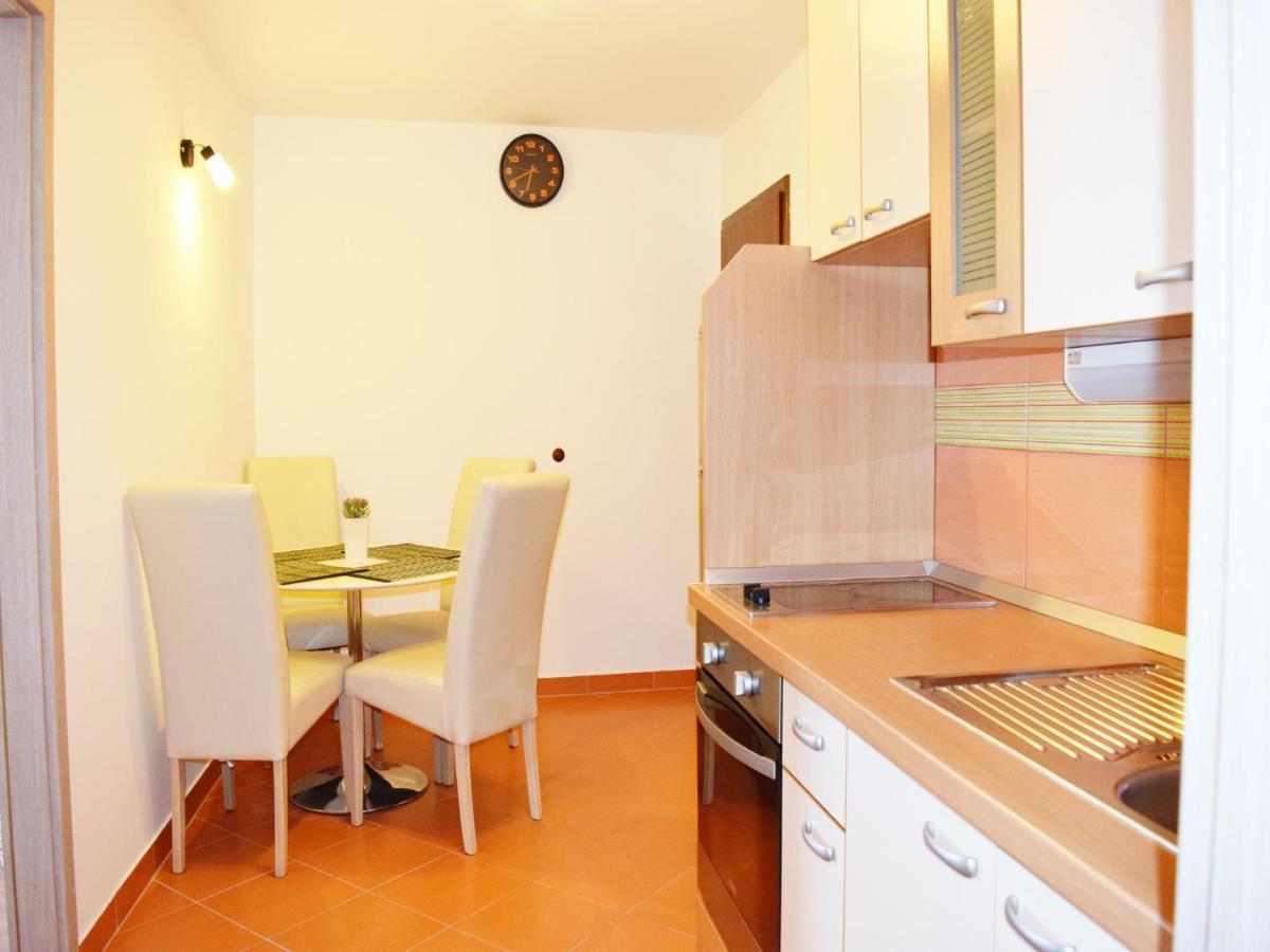 Apartments Andrea Podstrana Exterior foto